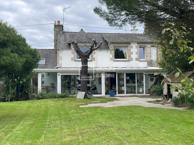 Maison 6 pièces 214 m²