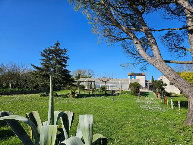 Maison 6 pièces 214 m²