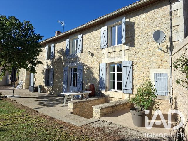 Maison 6 pièces 214 m²