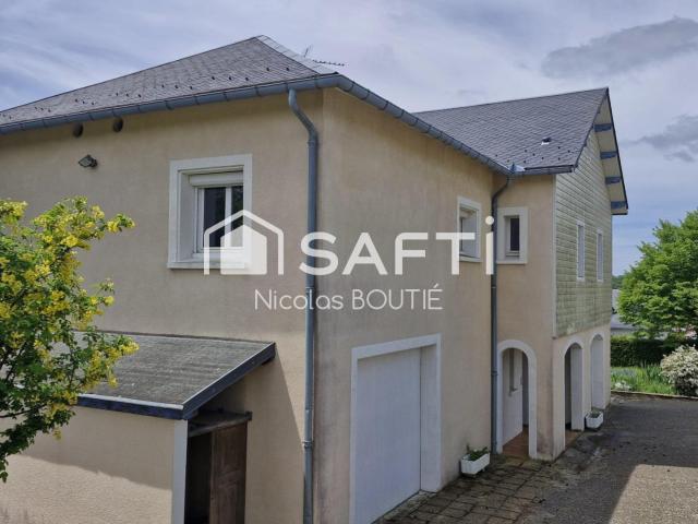 Maison 6 pièces 215 m²