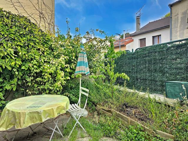 Maison 6 pièces 215 m²