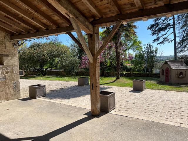 Maison 6 pièces 215 m²