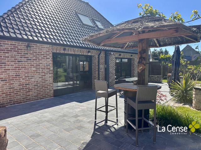 Maison 6 pièces 215 m²