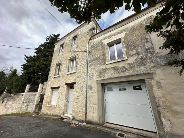 Maison 6 pièces 215 m²