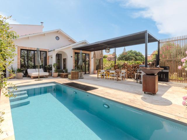 Maison 6 pièces 215 m²