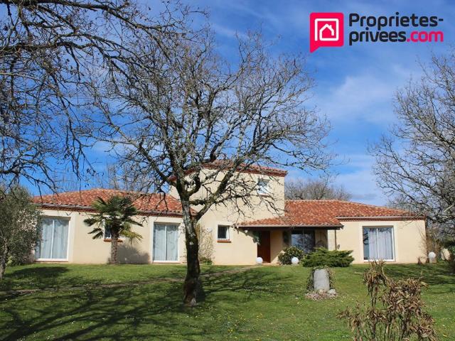 Maison 6 pièces 215 m²