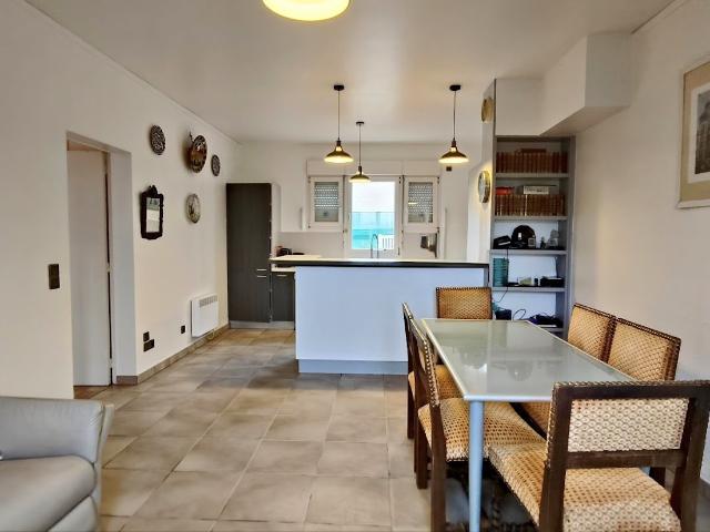 Maison 6 pièces 215 m²