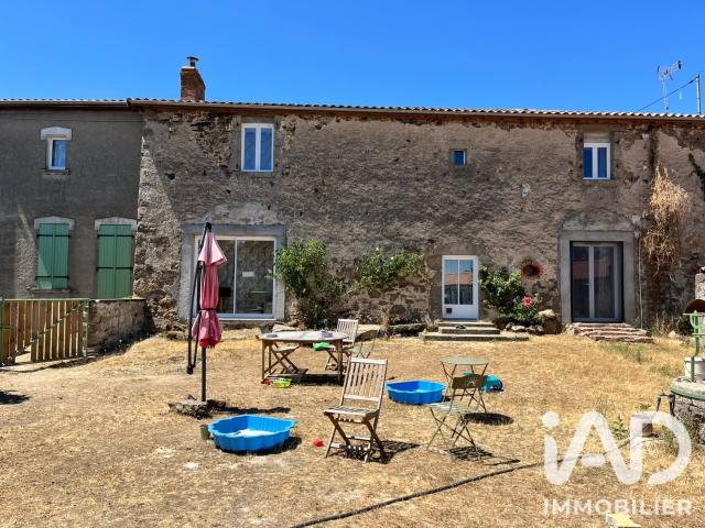 Maison 6 pièces 215 m²