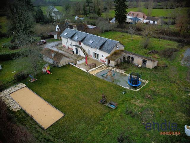 Maison 6 pièces 215 m²