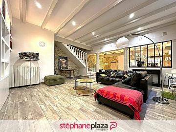 Maison 6 pièces 215 m²
