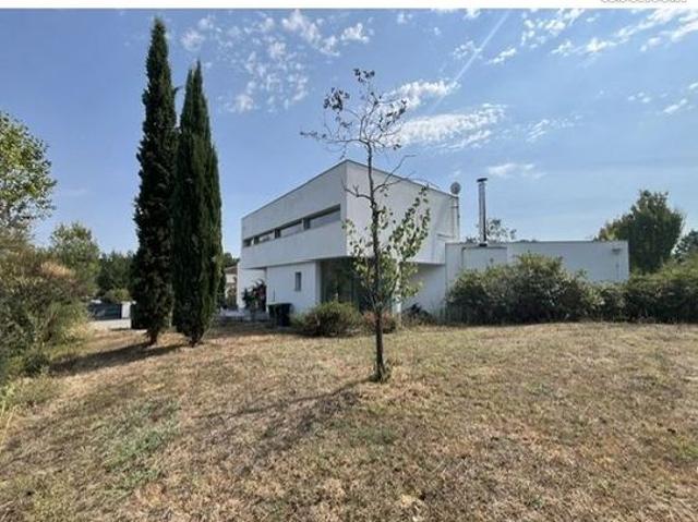 Maison 6 pièces 215 m²