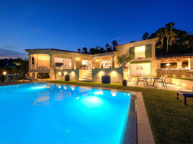 Maison 6 pièces 216 m²