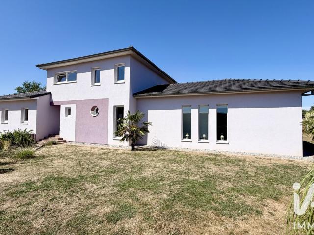 Maison 6 pièces 217 m²