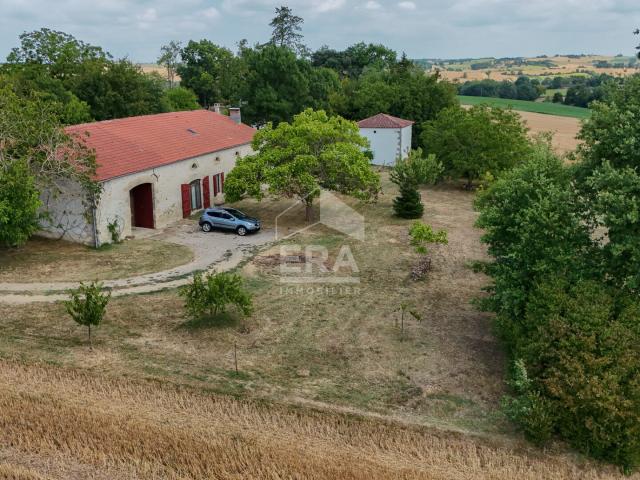 Maison 6 pièces 218 m²