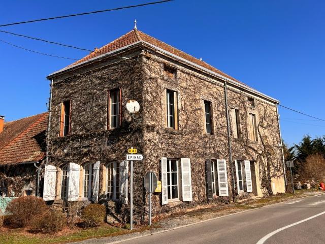 Maison 6 pièces 219 m²