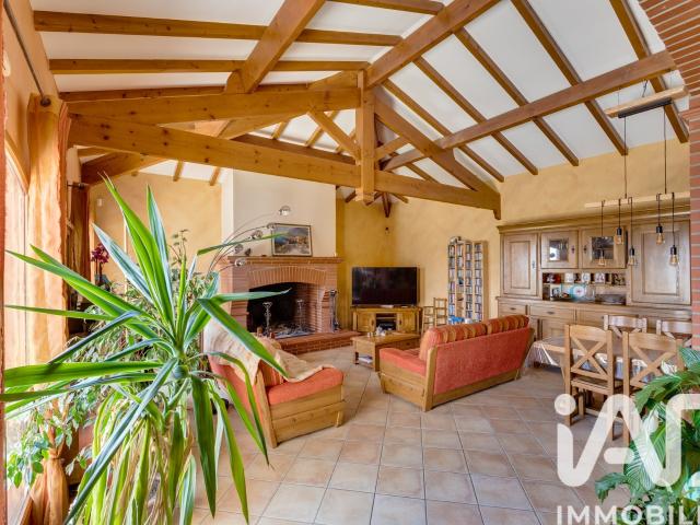Maison 6 pièces 219 m²