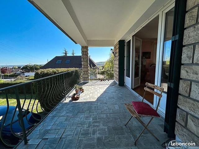 Maison 6 pièces 219 m²