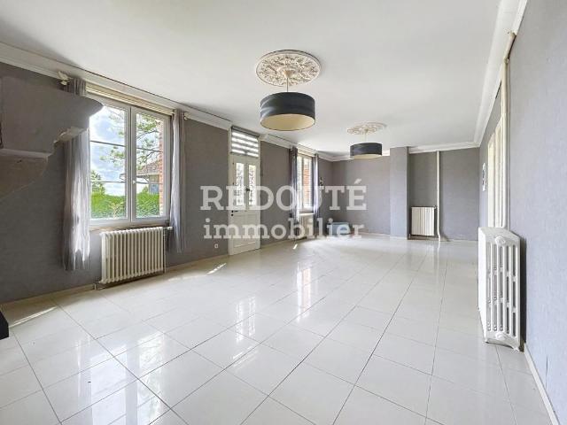 Maison 6 pièces 210 m²