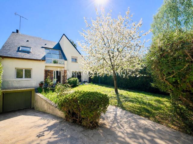 Maison 6 pièces 210 m²