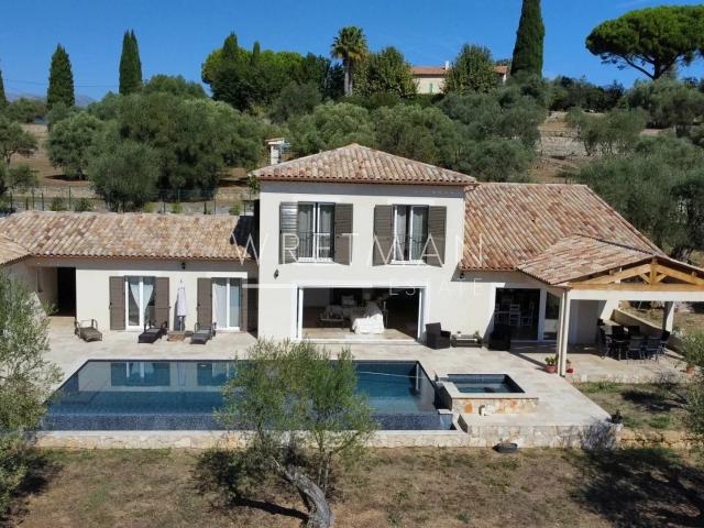 Maison 6 pièces 210 m²