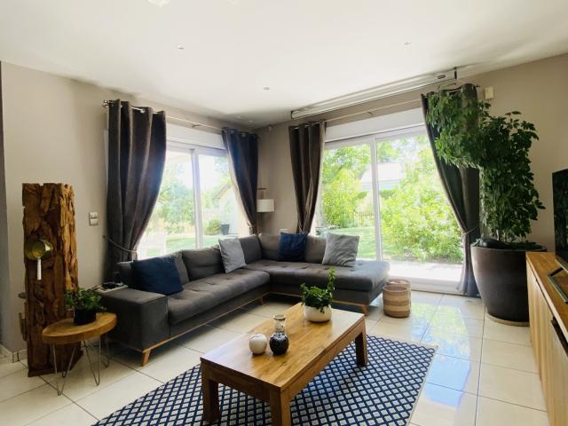 Maison 6 pièces 210 m²