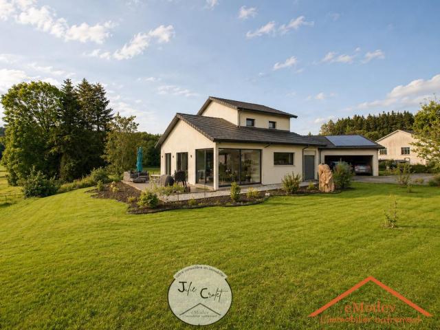 Maison 6 pièces 210 m²