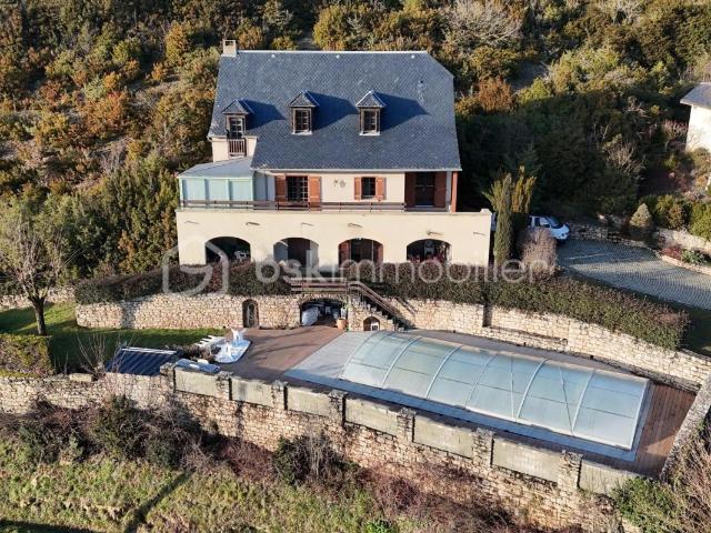 Maison 6 pièces 210 m²