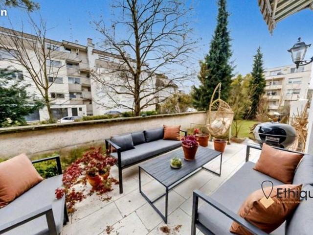Maison 6 pièces 210 m²