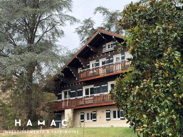 Maison 6 pièces 210 m²