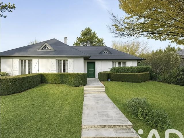 Maison 6 pièces 210 m²