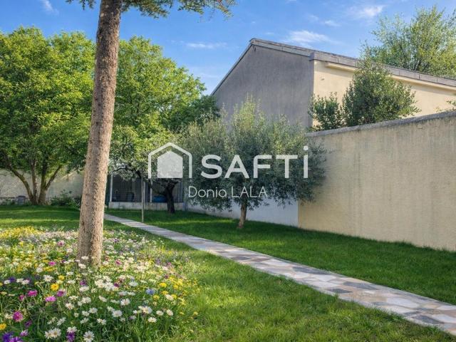 Maison 6 pièces 210 m²