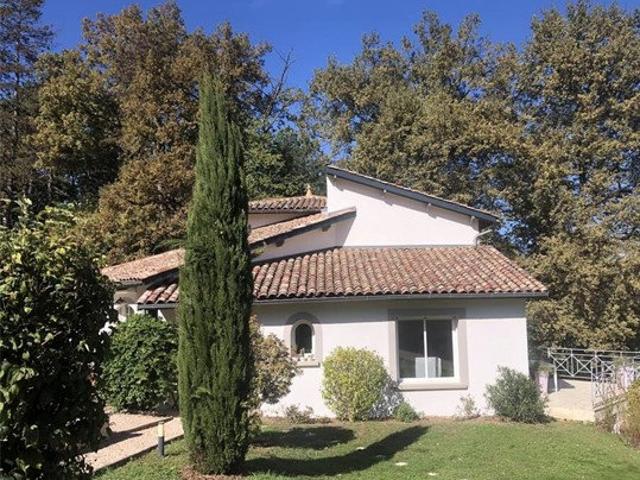 Maison 6 pièces 210 m²