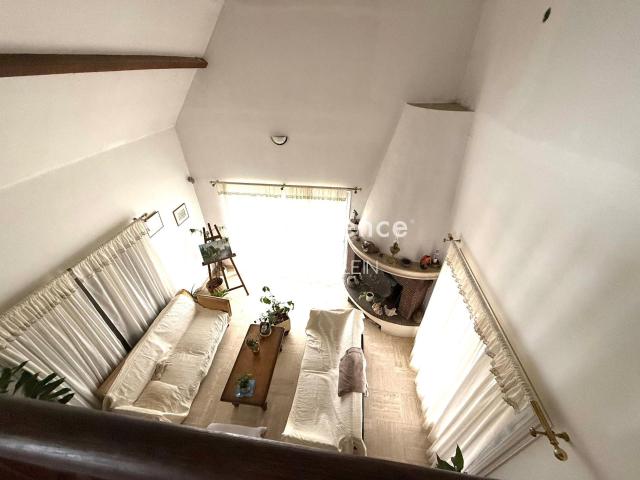 Maison 6 pièces 210 m²