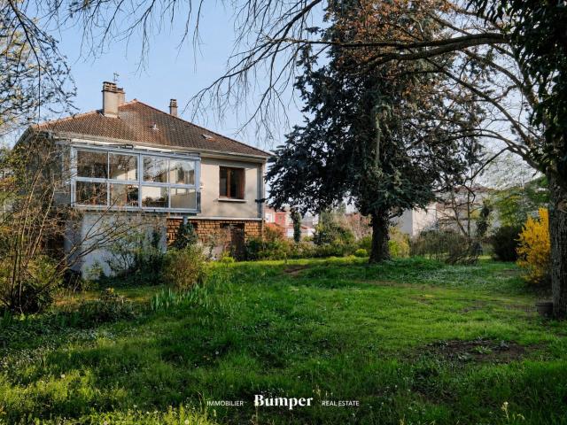 Maison 6 pièces 210 m²