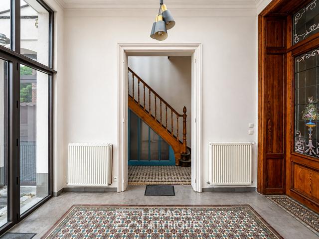 Maison 6 pièces 210 m²