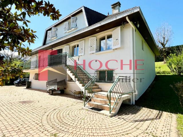 Maison 6 pièces 210 m²