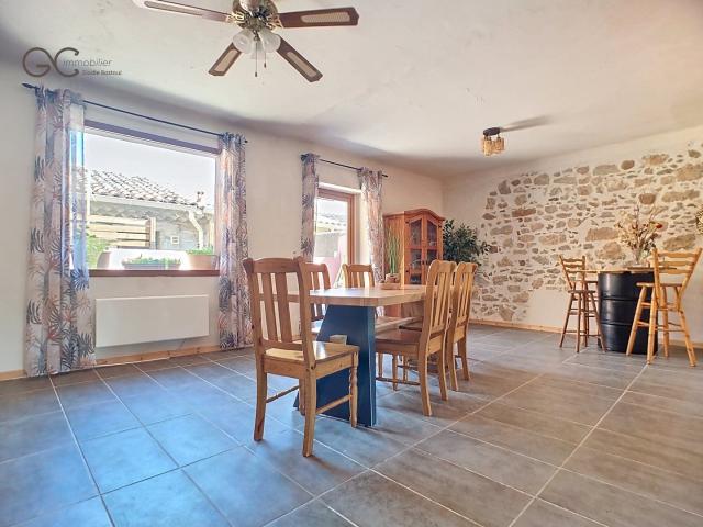 Maison 6 pièces 210 m²