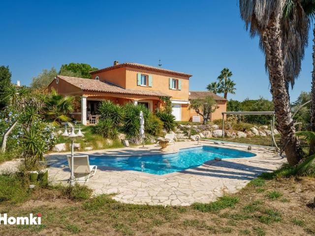 Maison 6 pièces 210 m²