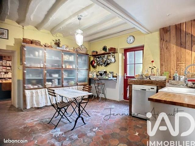 Maison 6 pièces 210 m²