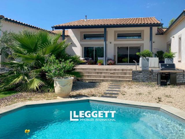 Maison 6 pièces 210 m²