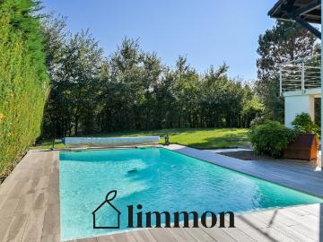 Maison 6 pièces 211 m²