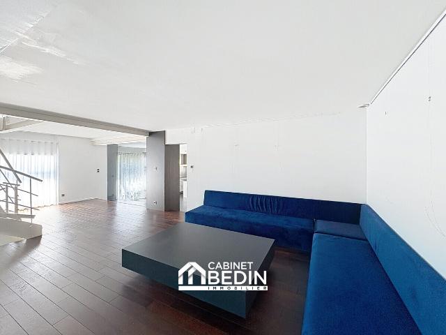 Maison 6 pièces 211 m²