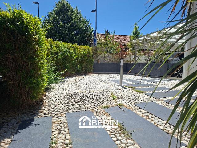 Maison 6 pièces 211 m²