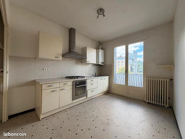 Maison 6 pièces 211 m²