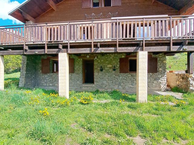 Maison 6 pièces 212 m²
