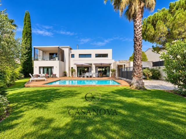 Maison 6 pièces 212 m²