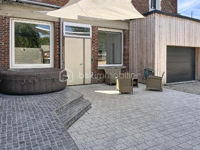 Maison 6 pièces 212 m²