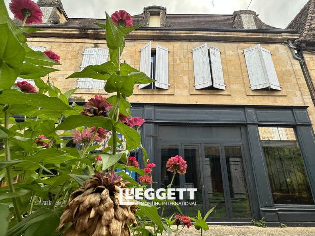Maison 6 pièces 212 m²