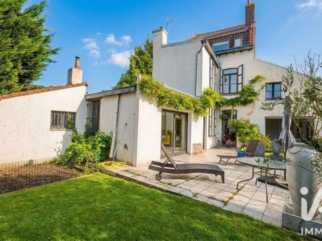 Maison 6 pièces 213 m²