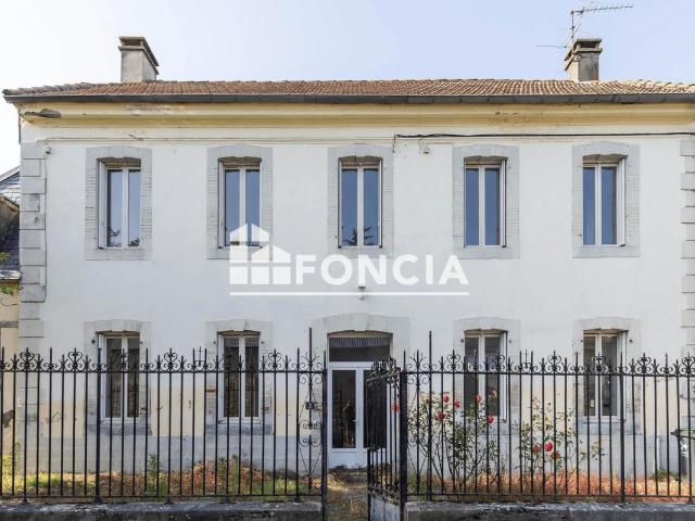 Maison 6 pièces 213 m²